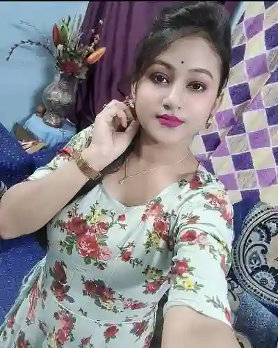 Qamrunisha Khan